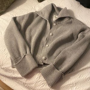 New grey abercrombie sweater